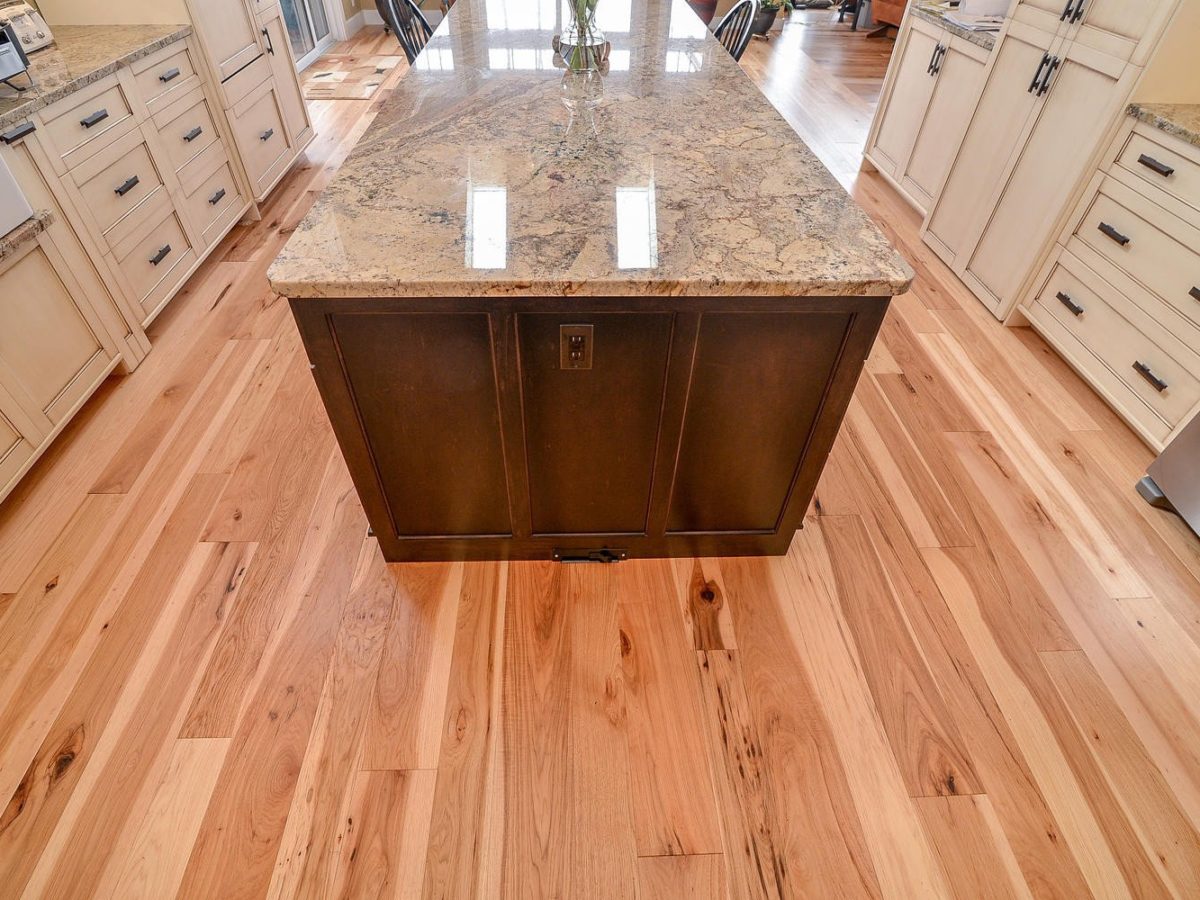 What Color Go Best With Hickory Floors